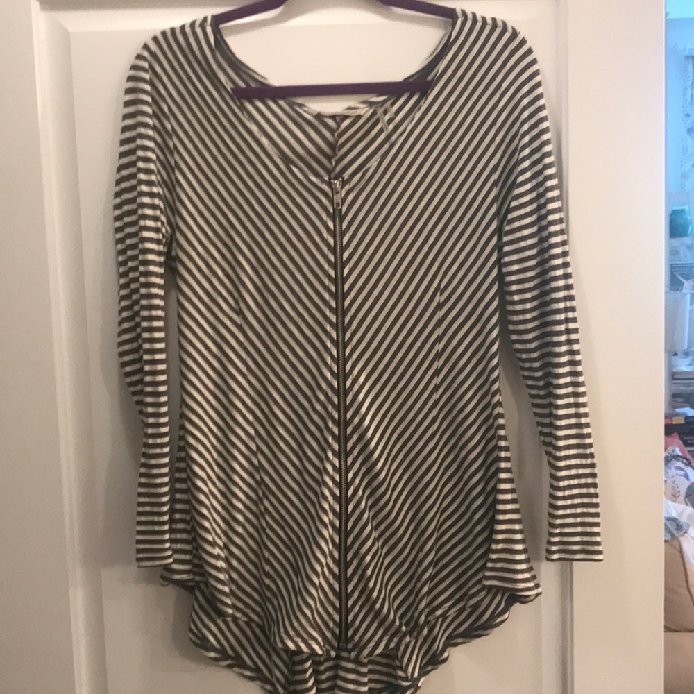 Soft Surroundings zipper top w/flavored bottom